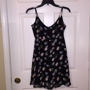 Bebe San Francisco Black floral dress size 6